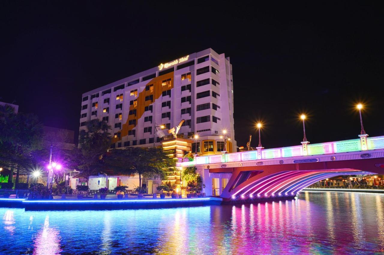 Tun Fatimah Riverside Hotel Malacca Ngoại thất bức ảnh